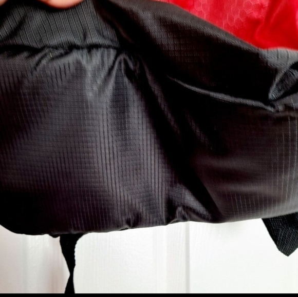 Backpack - Picture 4 of 6